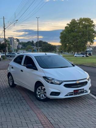 CHEVROLET ONIX 1.0 MPFI JOY 8V FLEX 4P MANUAL CHEVROLET ONIX 1.0 MPFI JOY 8V FLEX 4P MANUAL